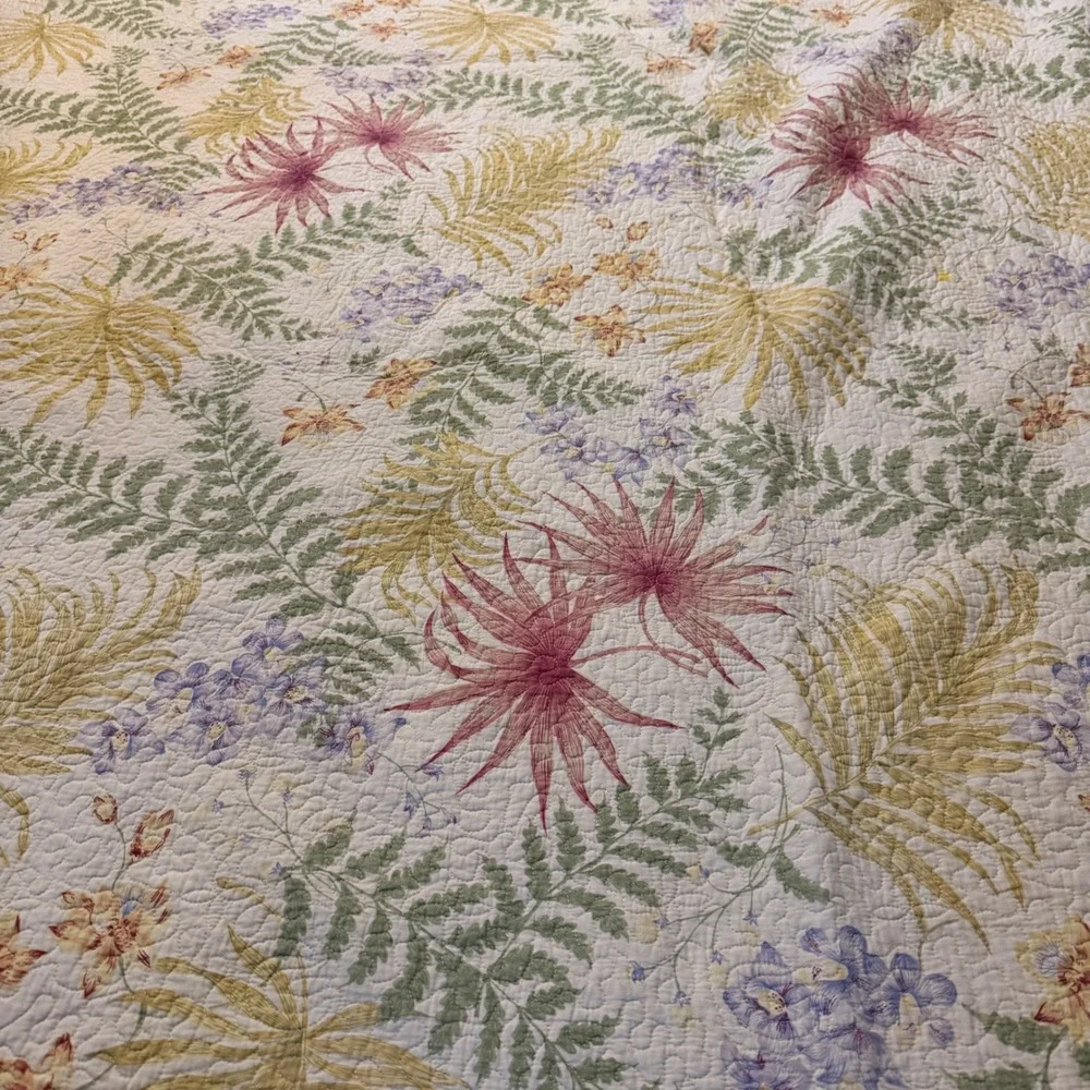 Botanical Floral Fern Quilt Set with 2 Pillow Shams Cotton Blend Cream Multi